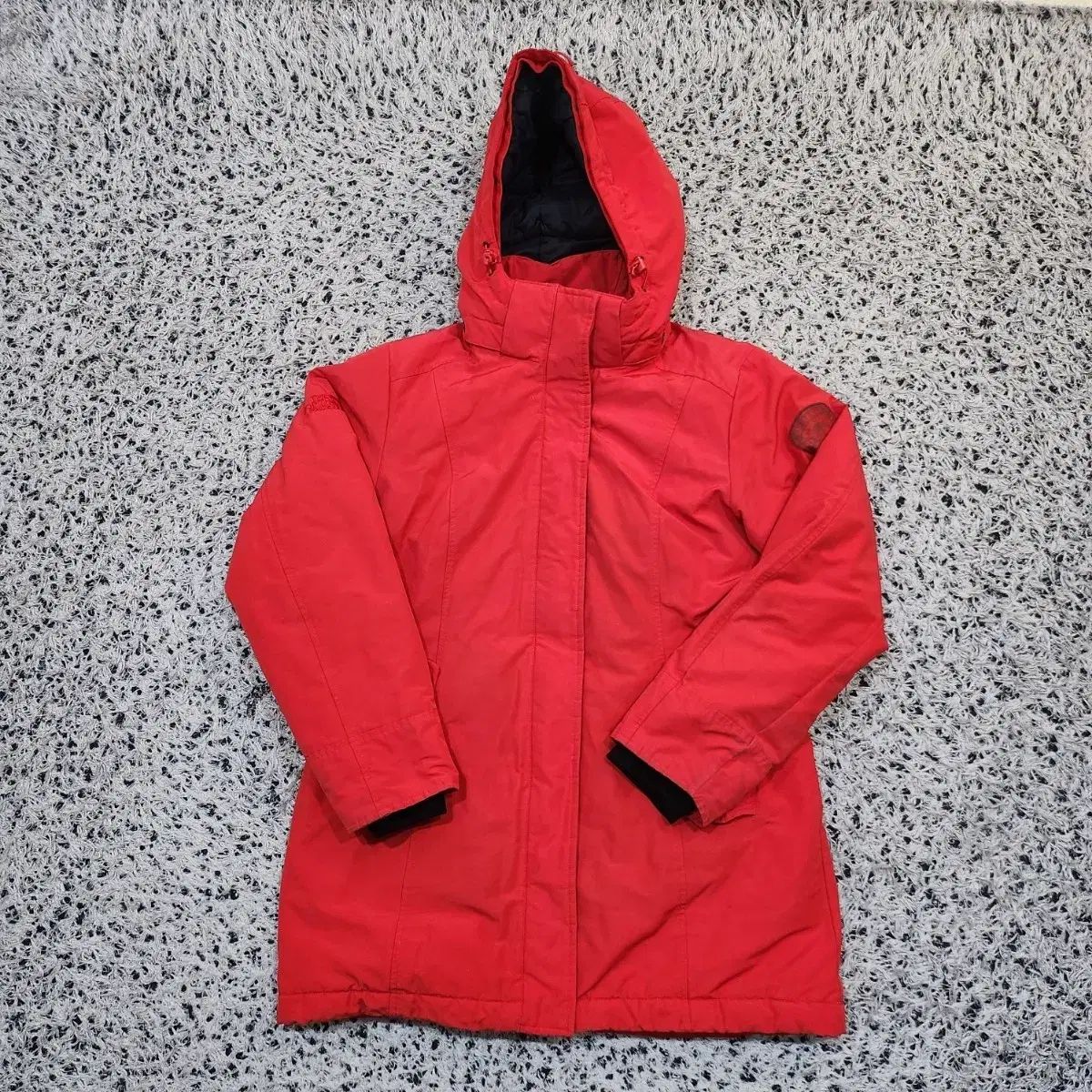 100 THE NORTH FACE(ザノースフェイス) マクマード ブルゾン （ 856 ）