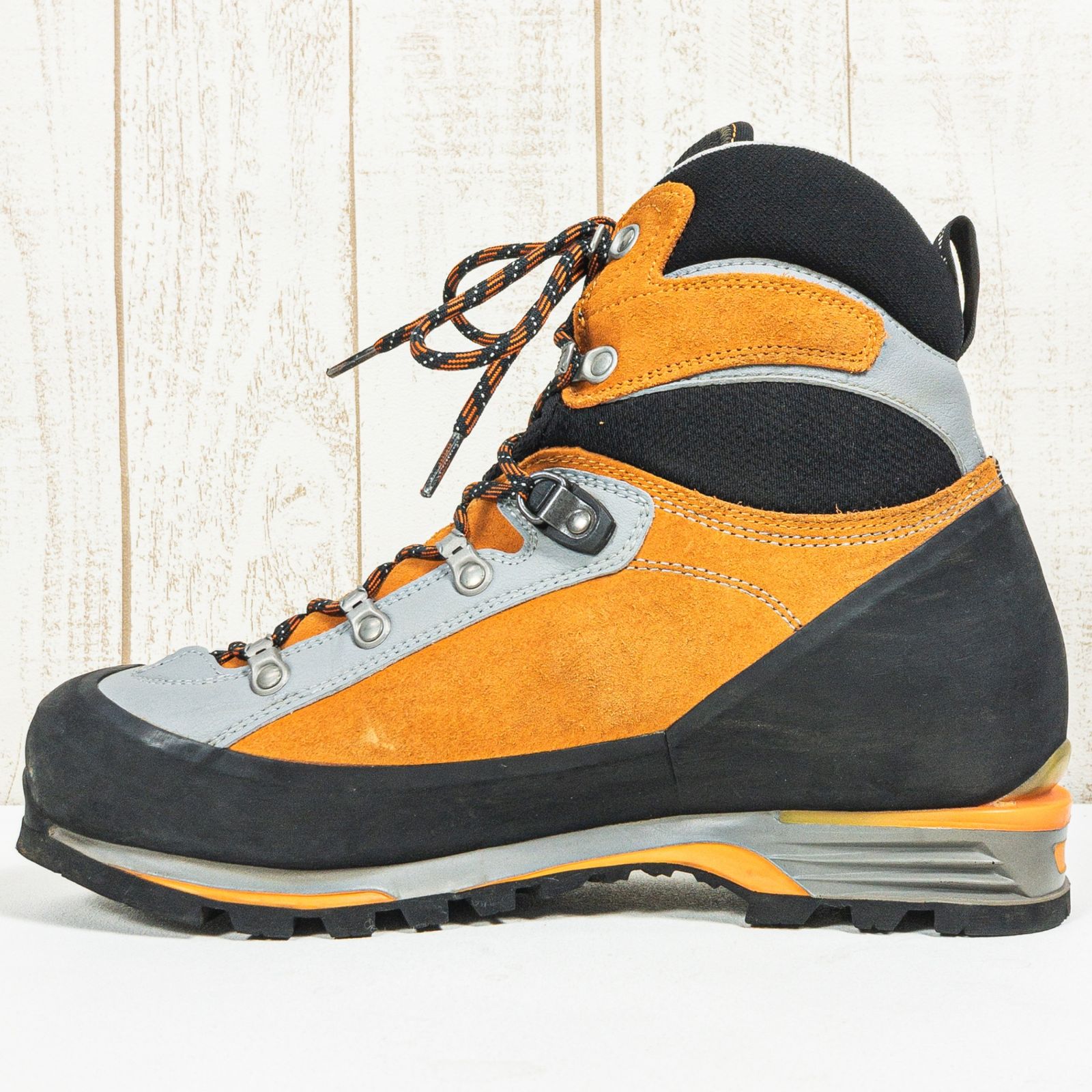 26.7cm オレンジ系】 Scarpa ( スカルパ ) トリオレプロ