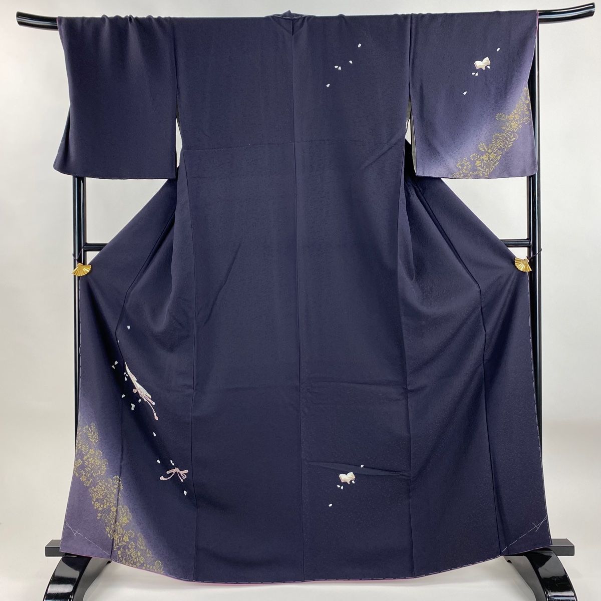 付下げ 身丈166cm 裄丈70cm L 袷 笛 草花 金彩 ぼかし 濃紫 正絹 秀品