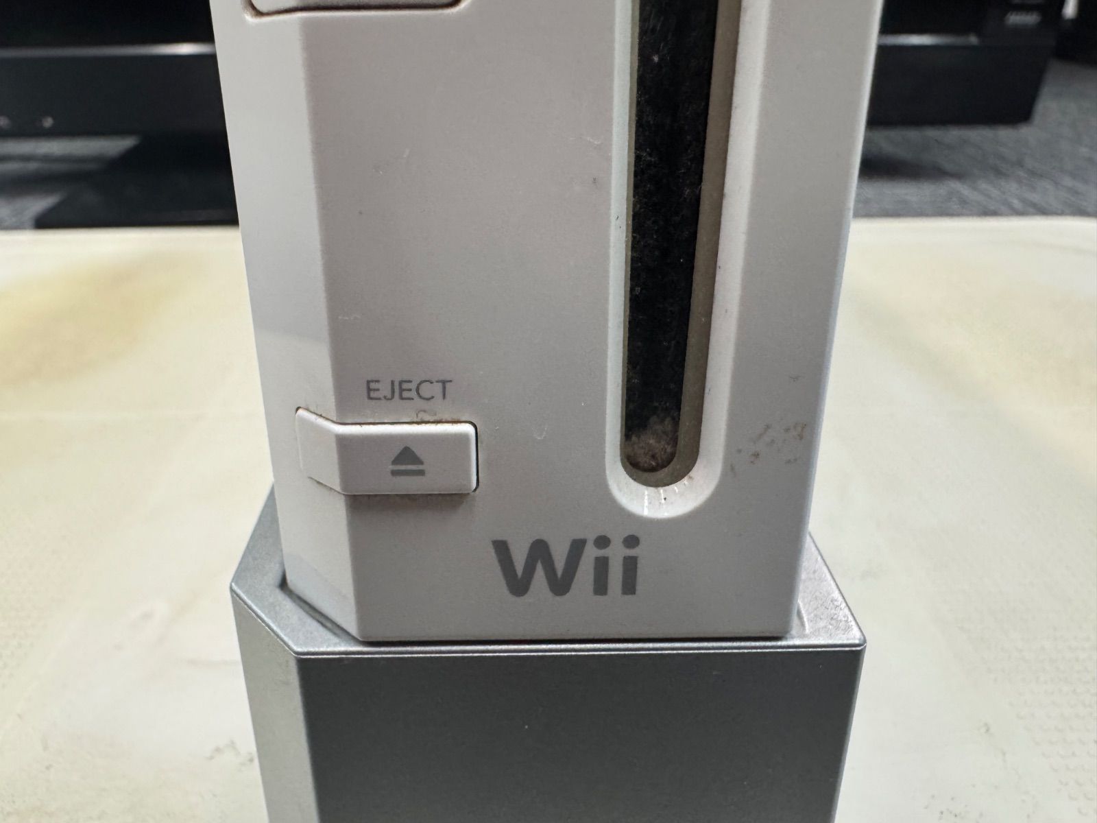 Wii 本体　他ソフト8本 Nintendo Wii 本体＋ソフト8本 セット - メルカリ