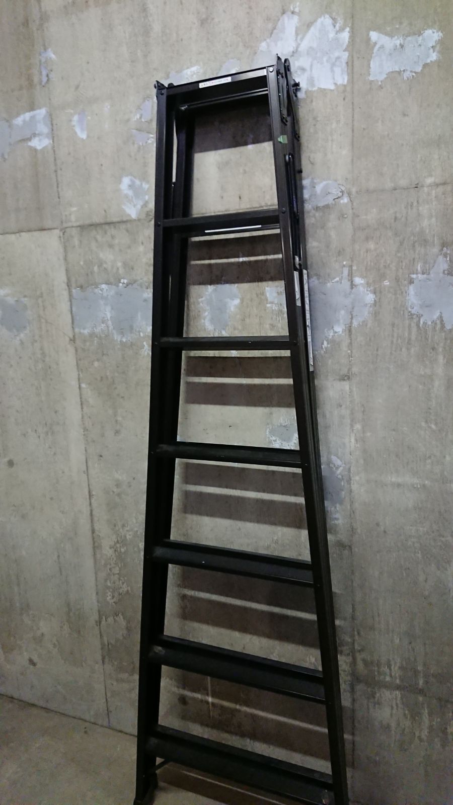 什器デポ