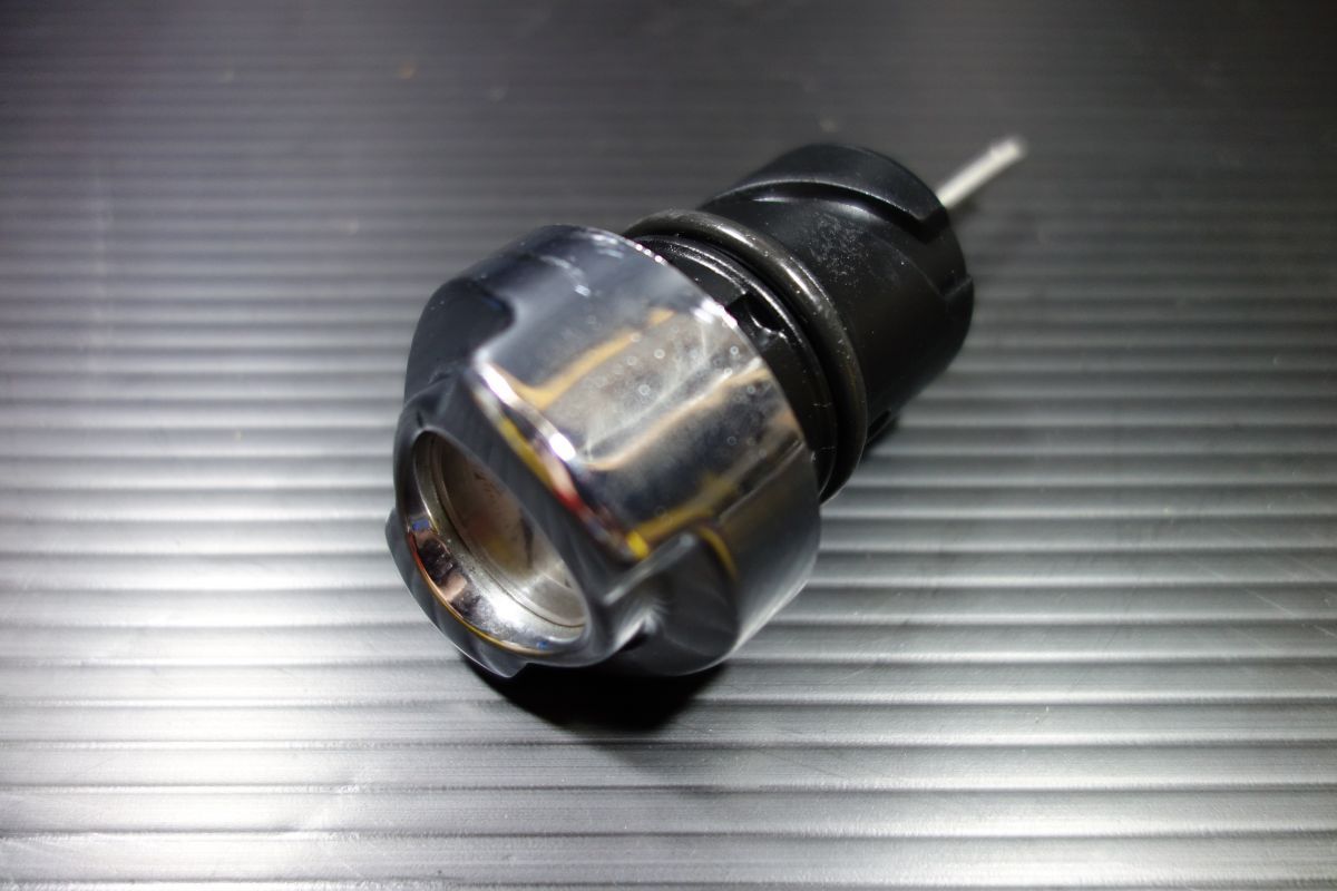 オイルディップスティック ハーレー 純正 63023-05 油温計付き 04～ 21 スポーツスター R20250804