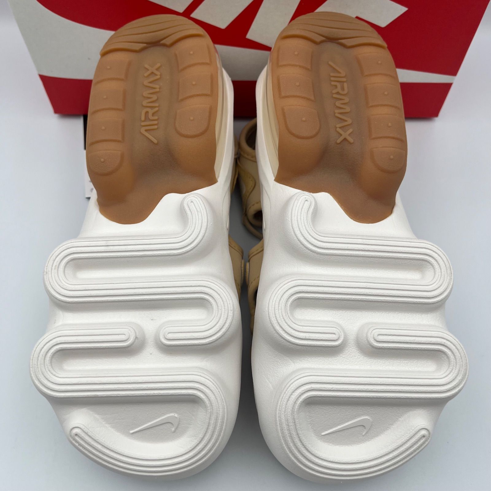 新品 27cm Nike Women