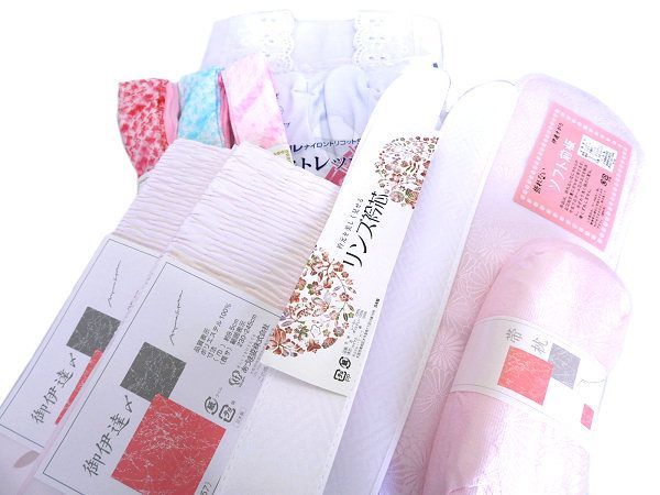 着物美人 送料込み 着物スリップ 肌襦袢 肌着 LL 2L 足袋 帯板 帯枕 伊達締め 腰紐 衿芯 留袖 訪問着 附下 色無地 着物 和装小物 和服用インナー 着付け小物 10点セット m328723