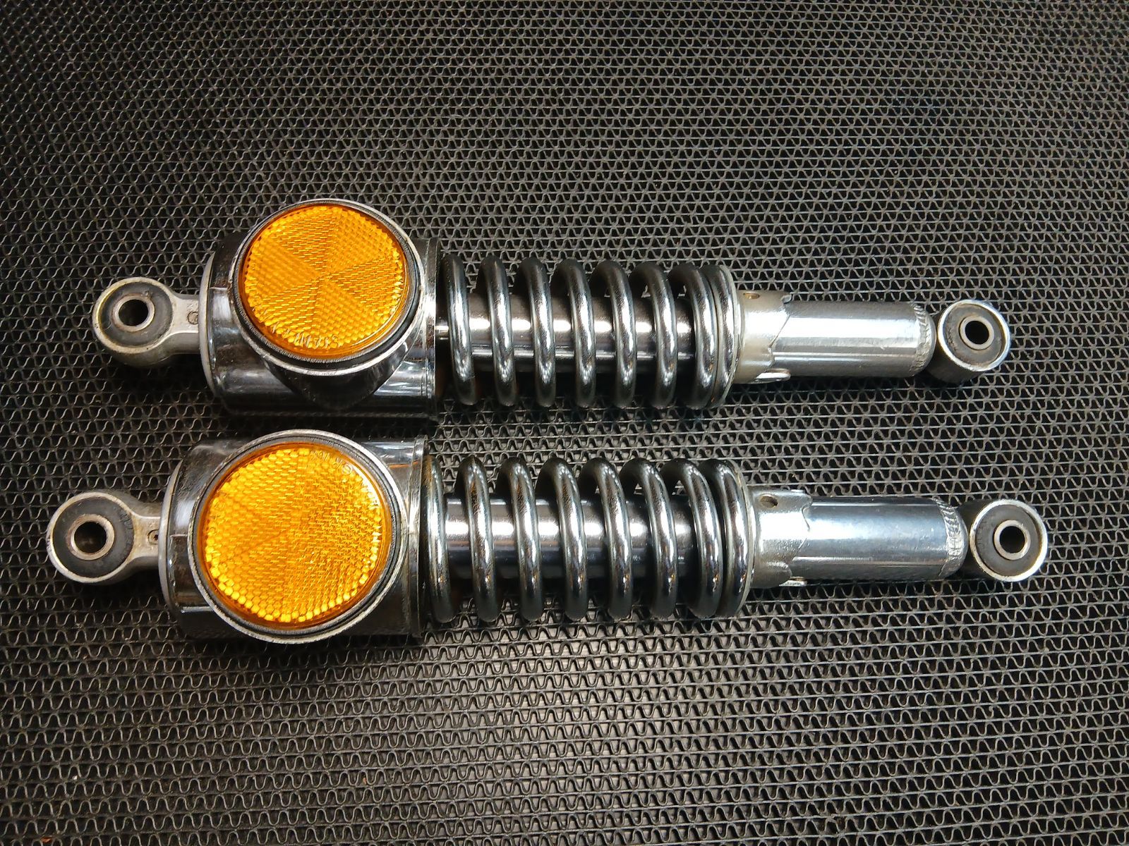 カワサキ W3 純正リアサスペンション左右 実動 650-RS 昭和48年 実動車両 W2TT W1SS ダブサン マッハMACH W1SA 旧車絶版 Z 動画あり