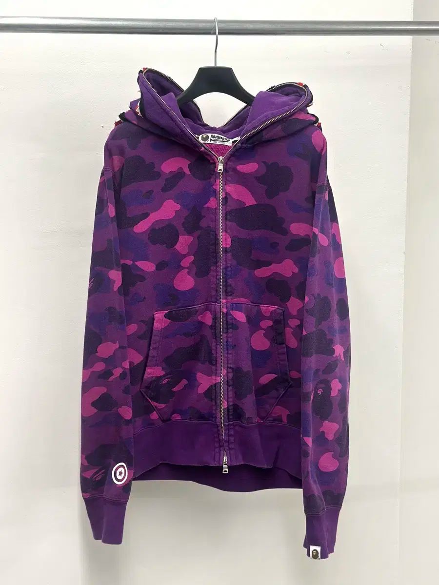 【希少】BAPE ダブルシャークパーカー 紫 A BATHING APE（パープル/紫色系）のフリマアイテム一覧
