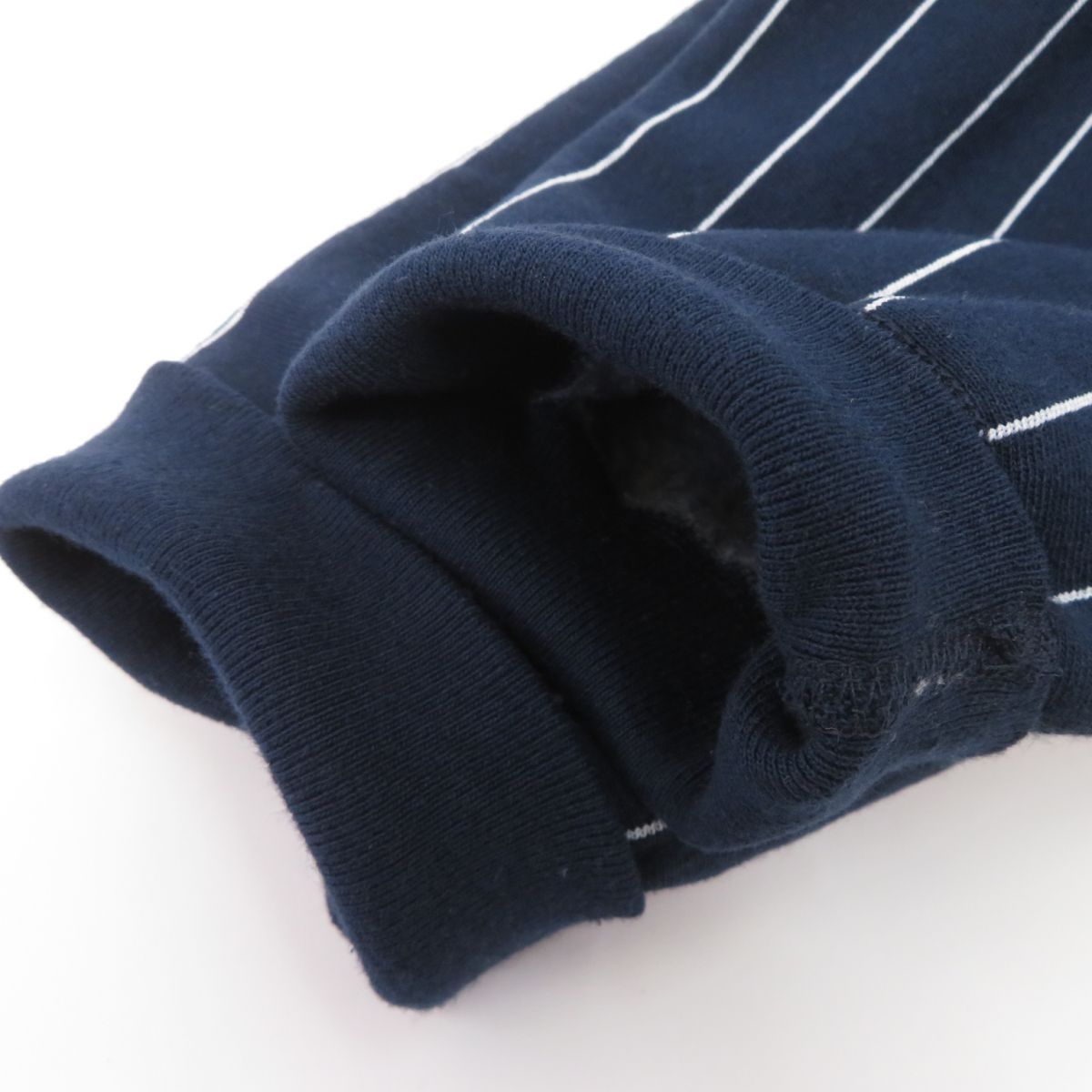 Supreme シュプリーム 2024SS Pinstripe Crewneck ピン Supreme シュプリーム 2024SS Pinstripe Crewneck ピン