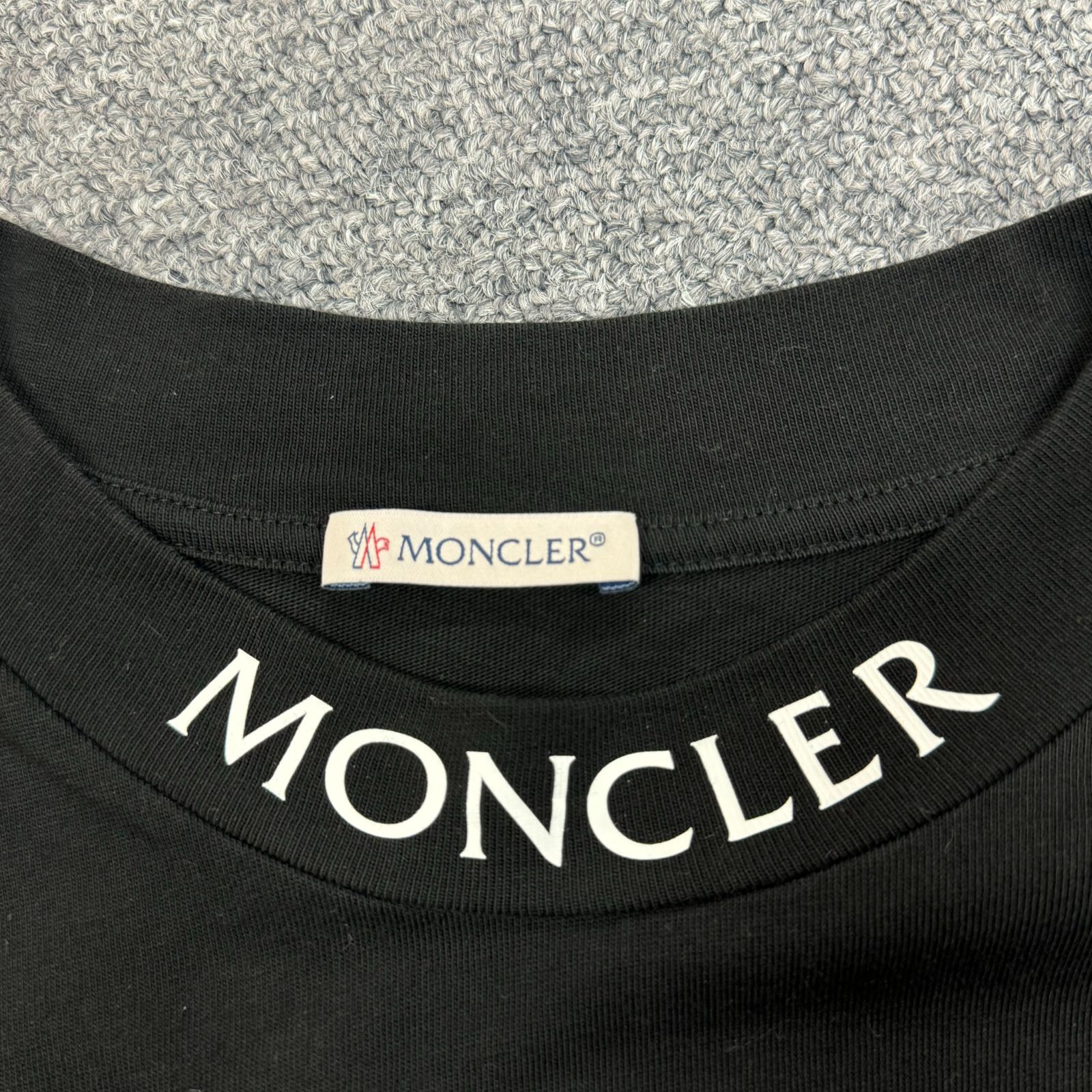 国内正規 美品 MONCLER 21AW モックネック ロゴプリント Tシャツ