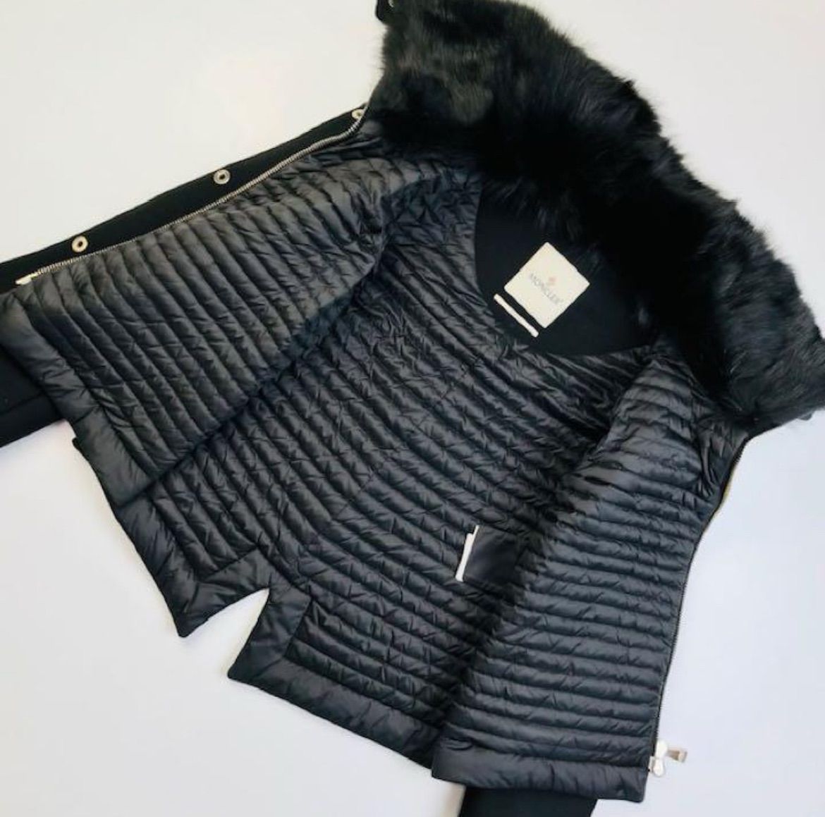 美品★モンクレール・DORAD ウール FOXファー ダウンコート(0) 楽天市場】ファー（ブランドモンクレール）の通販