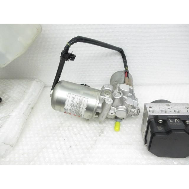 ABSアクチュエーター