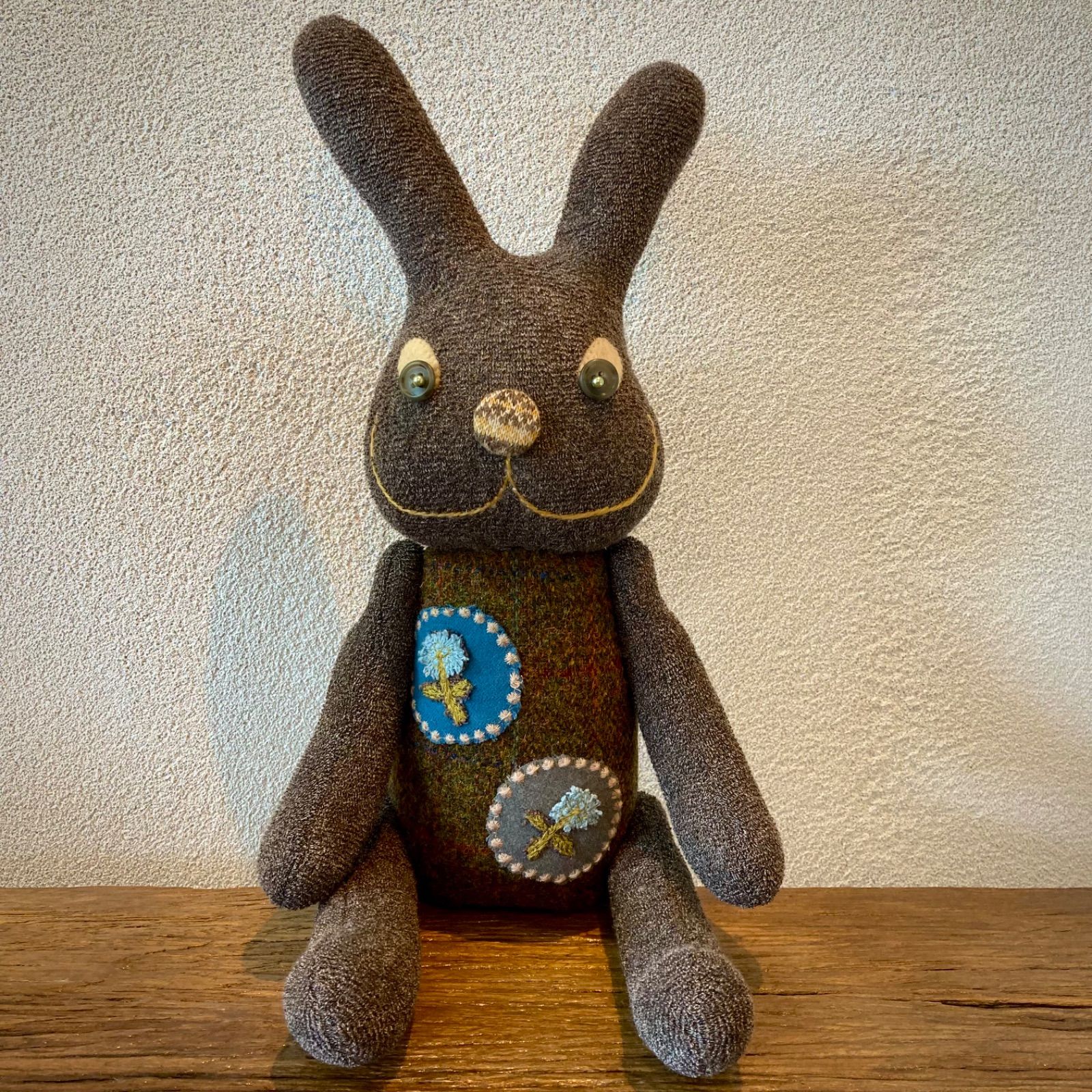 ミナペルホネンはぎれとハリスツィード使用ハンドメイドうさぎぬいぐるみLL匿名配送 ミナペルホネンハギレとハリスツィードを使用したうさぎのぬいぐるみLL