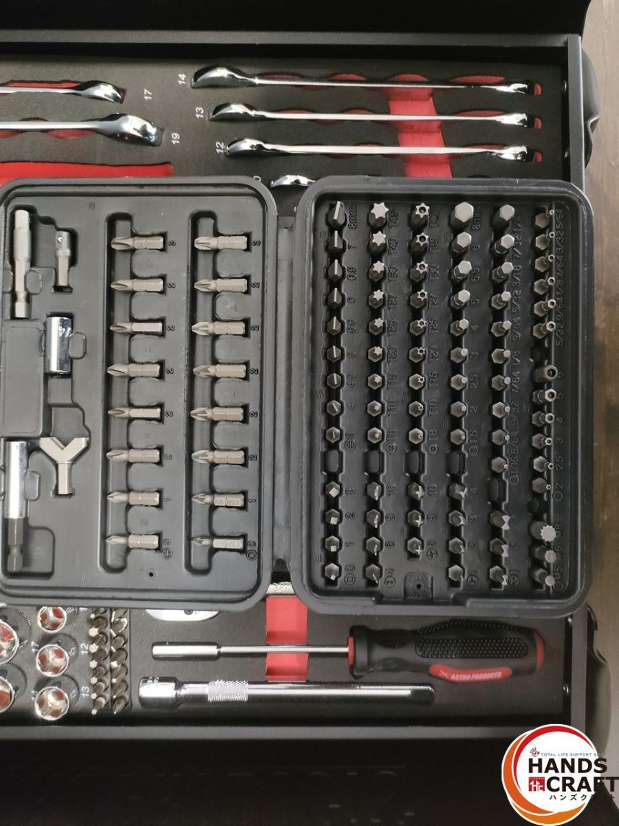 ● アストロプロダクツ 両開きツールボックス ビットセット付き ワールドツール
