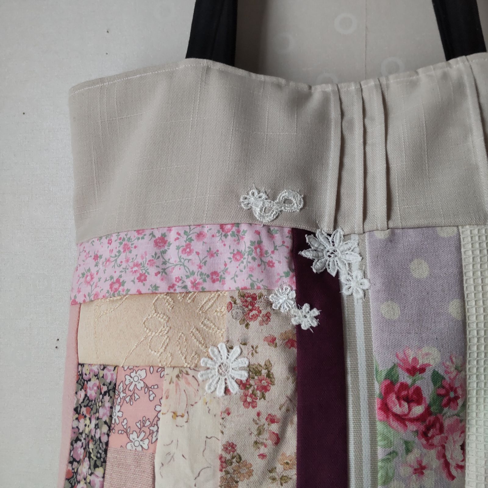 【専用出品】ハンドメイド✳✳パッチワーク　トートバッグ　3点おまとめ ハンドメイド パッチワーク トートバッグ ピンク 花柄 - メルカリ