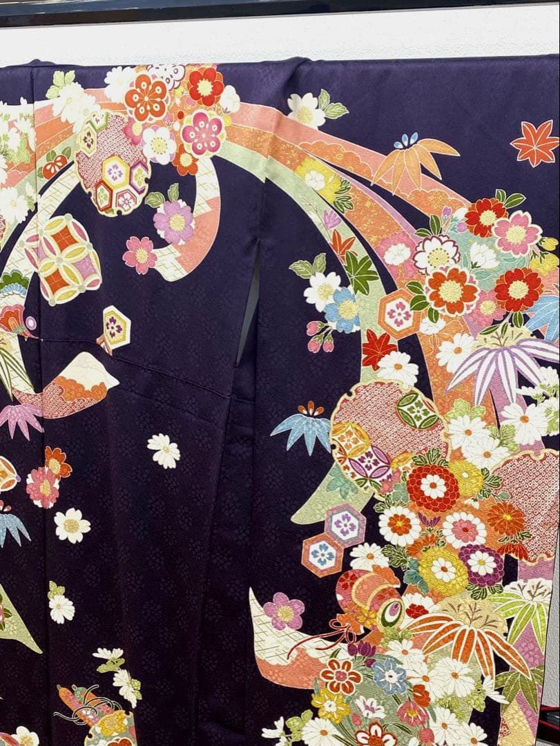 振袖 豪華 金駒 金彩 紋意匠 身丈171cm 撥水加工済 振袖 豪華 金駒 金彩 紋意匠 身丈171cm 撥水加工済 - メルカリ