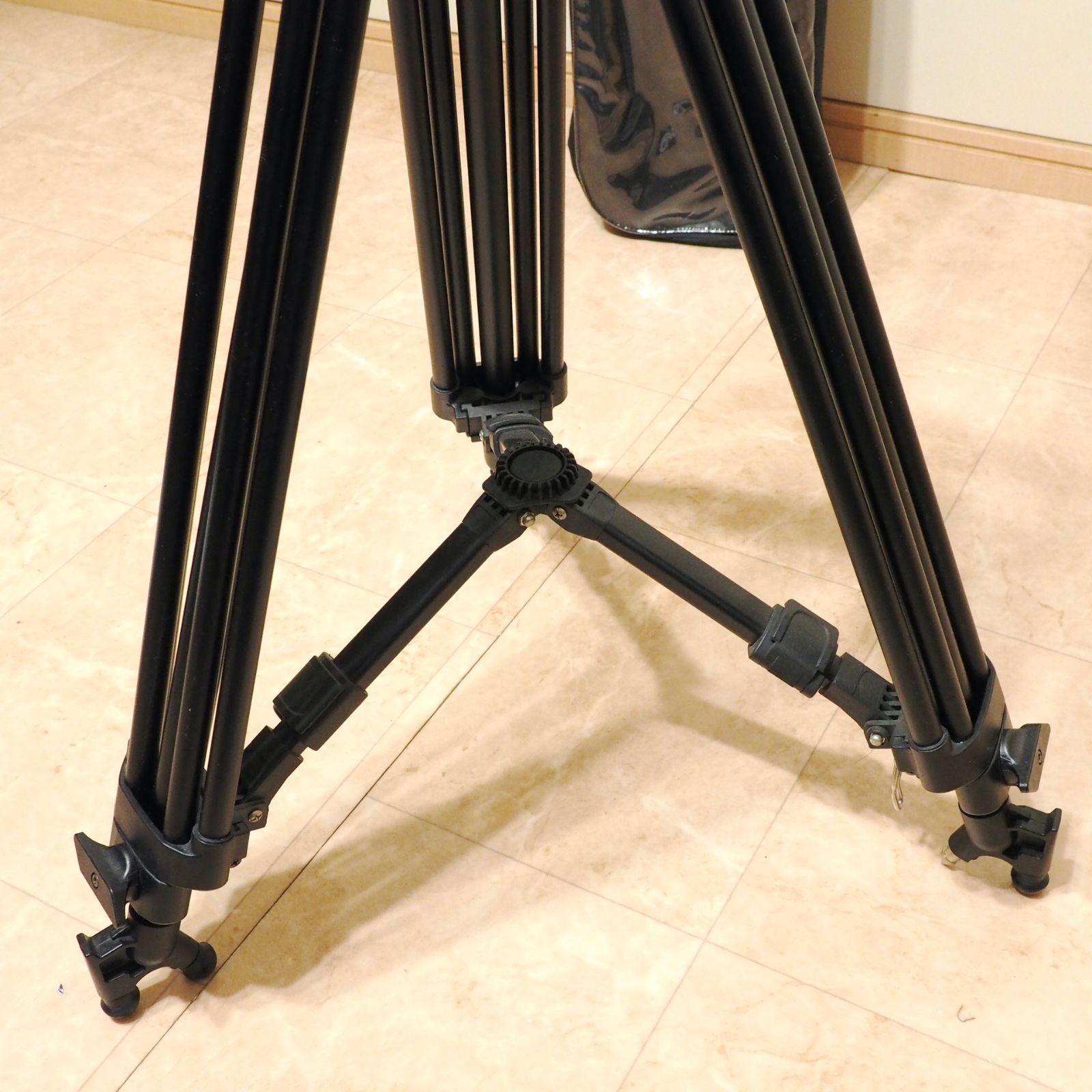 オイルフリュードヘッド75mmボール三脚
