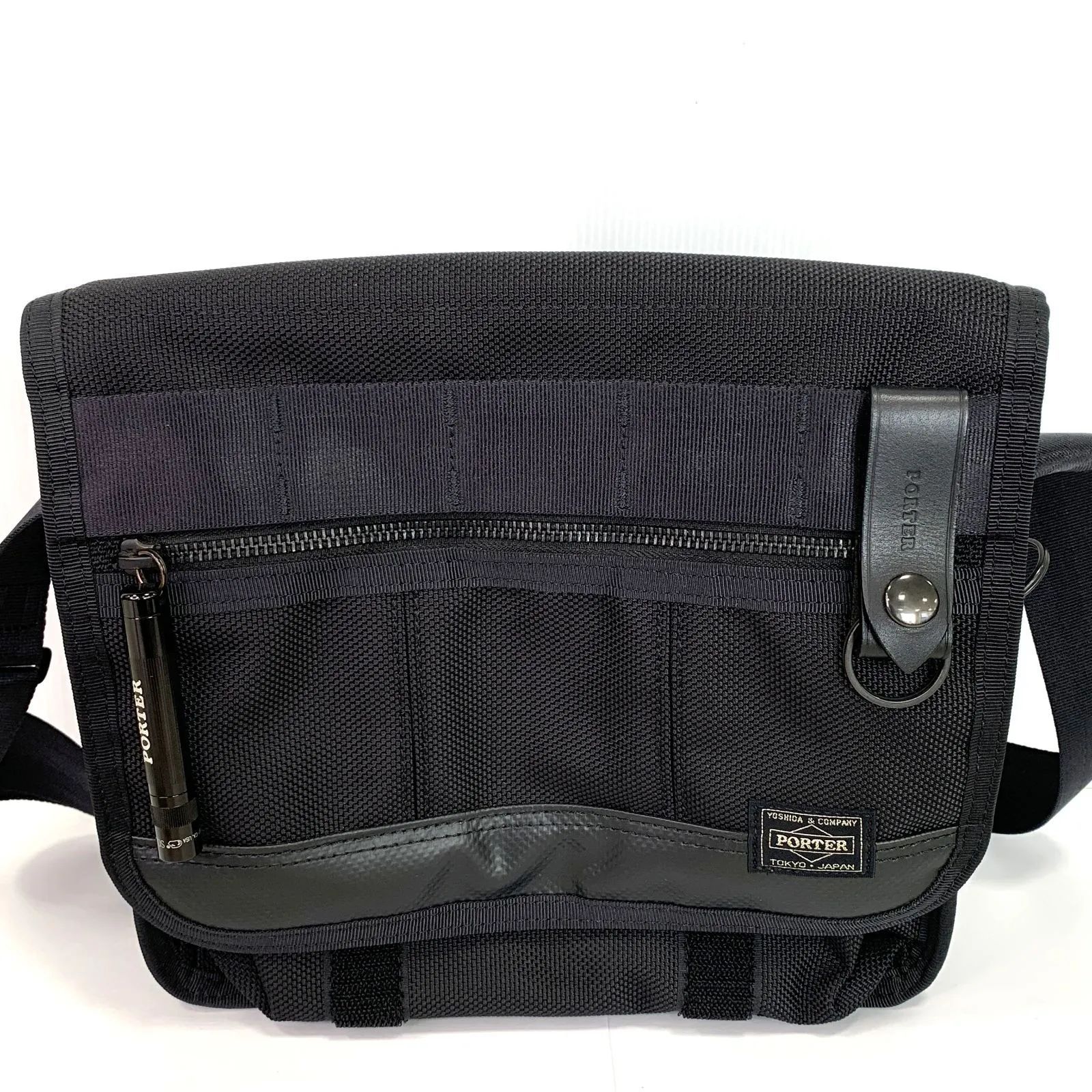 deuter ライド・メッセンジャーバッグ 黒 Race Air 10 deuter ライド・メッセンジャーバッグ 黒 Race Air 10 deuter RACE AIR