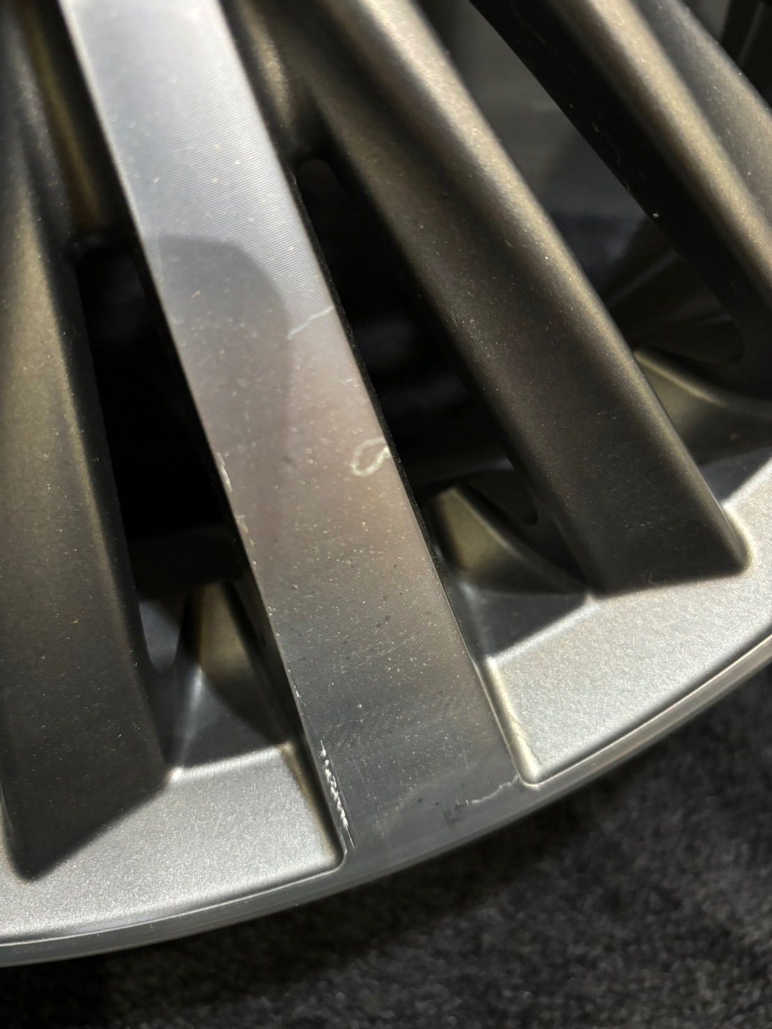 ① 中古 ダイハツ タフト 純正 ホイール 15インチ ２本 ファンクロス ① 中古 ダイハツ タフト 純正 ホイール 15インチ 2本 ファン