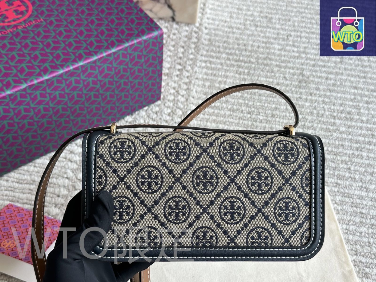 今日特価】Tory Burch トリーバーチ 新作アンダーアームバッグ