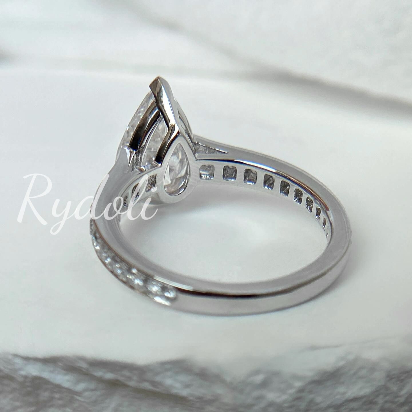 PT950 3ct E VVS2 オーダーメイドリング ラボグロウンダイヤモンド IGI