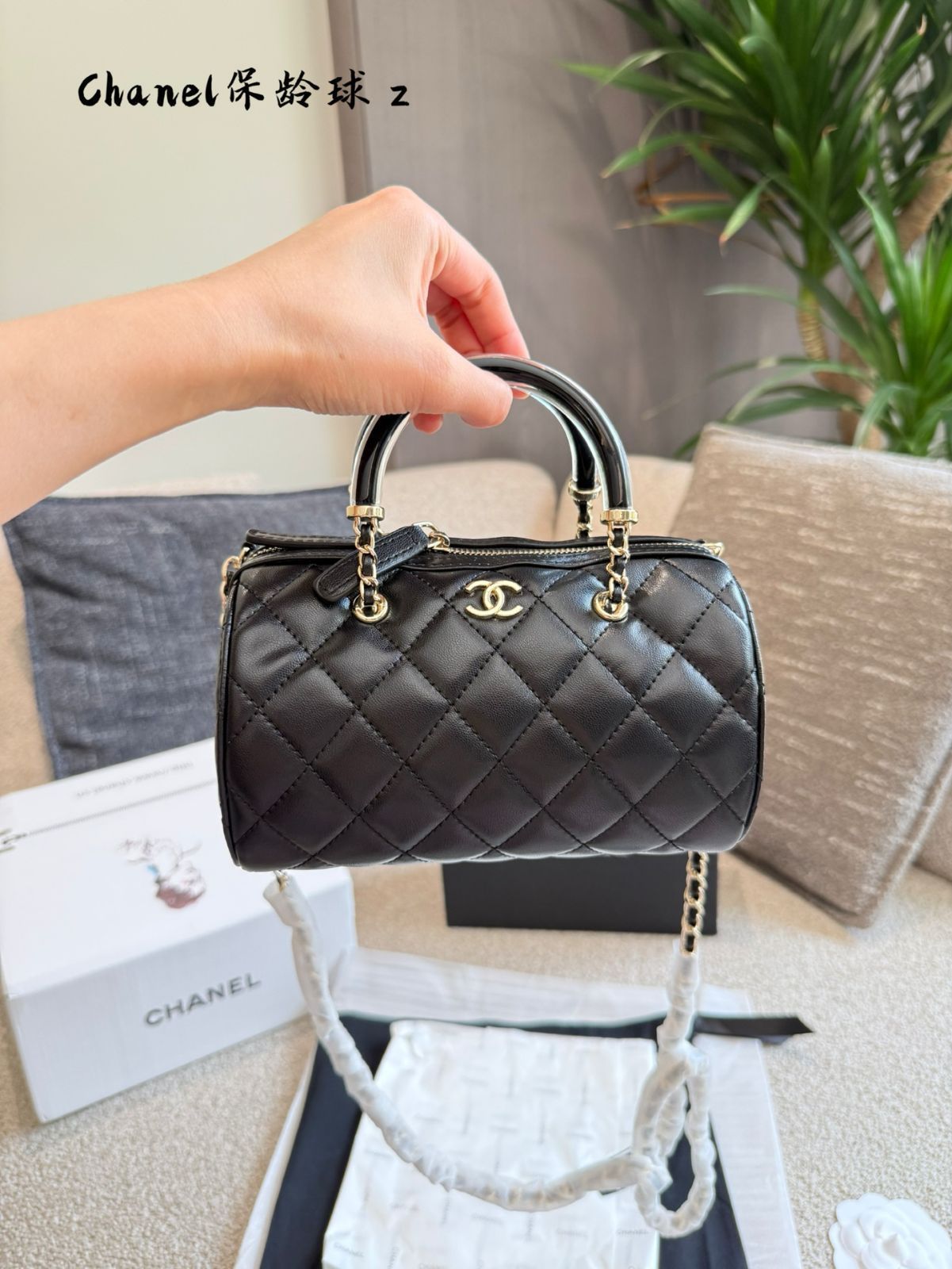 CHANEL【コンパクトで可愛い♡】ミニボーリングバッグ 25C 今日特価】Chanel 25C 早春 ボストンミニボウリングバッグ - 25C
