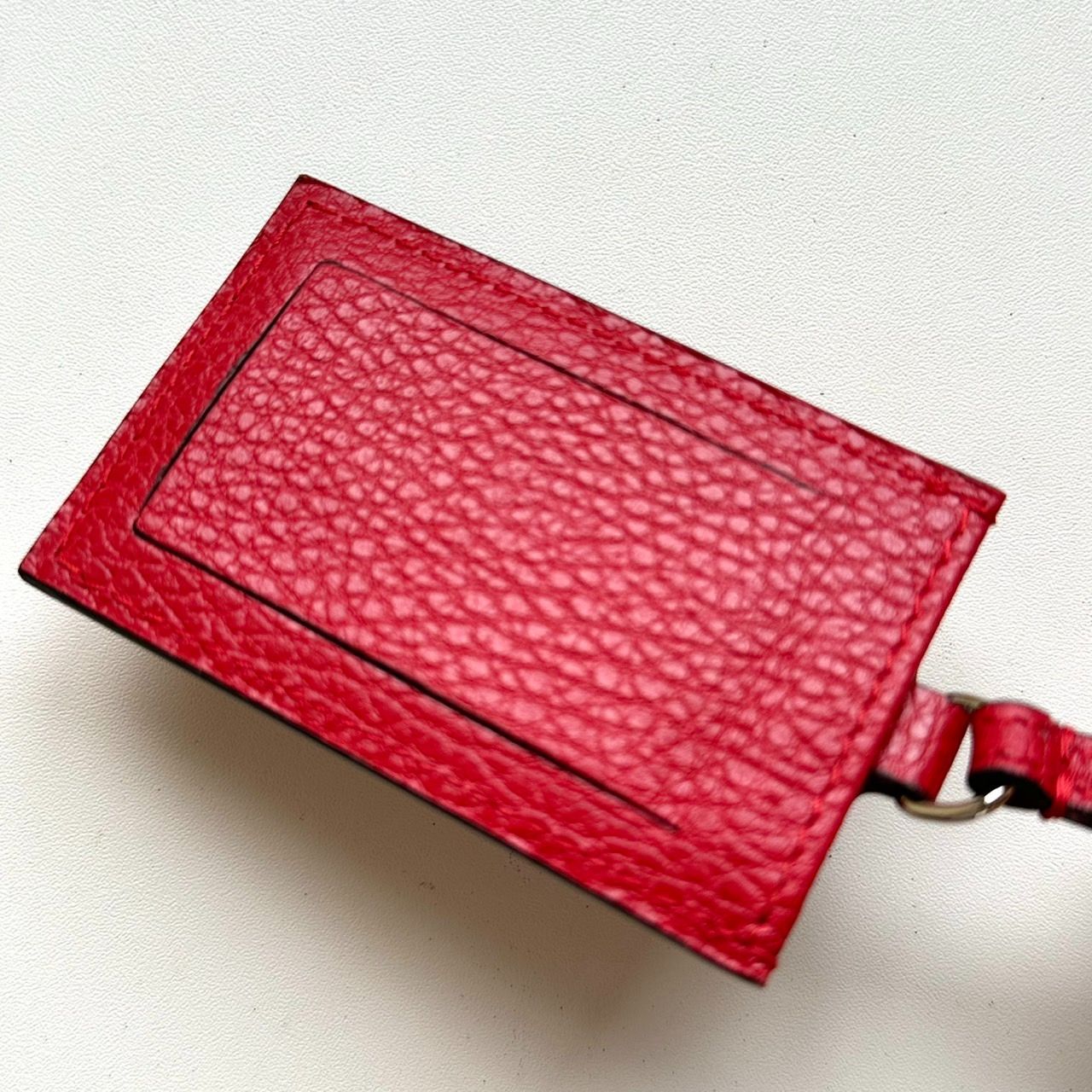 グッチ GUCCI ネームタグ インターロッキングG レッド - メルカリ