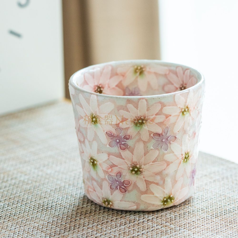 超高品質で人気の 工房ゆずりは 瀬戸焼 福々碗 間取黄花紋 湯呑み 抹茶碗 陶器 湯呑み、カップ