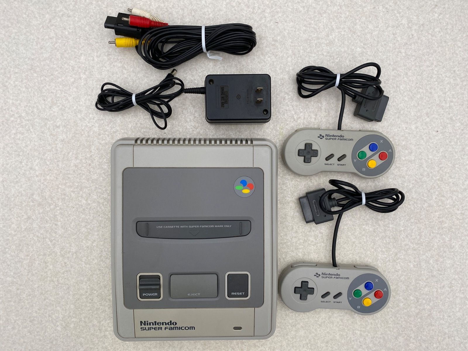 スーパーファミコン 本体 即購入OK】Nintendo スーパーファミコン本体＋純正
