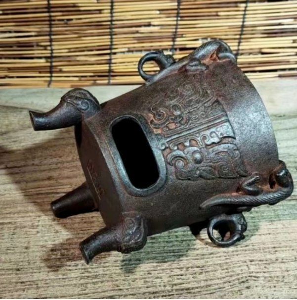 鉄器 炭ストーブ獣頭煮茶炉 虎頭炉 装飾品 工芸品 置物 古玩鉄器獣頭炭ストーブアンティーク鋳鉄炭ストーブ煮茶炉中国式