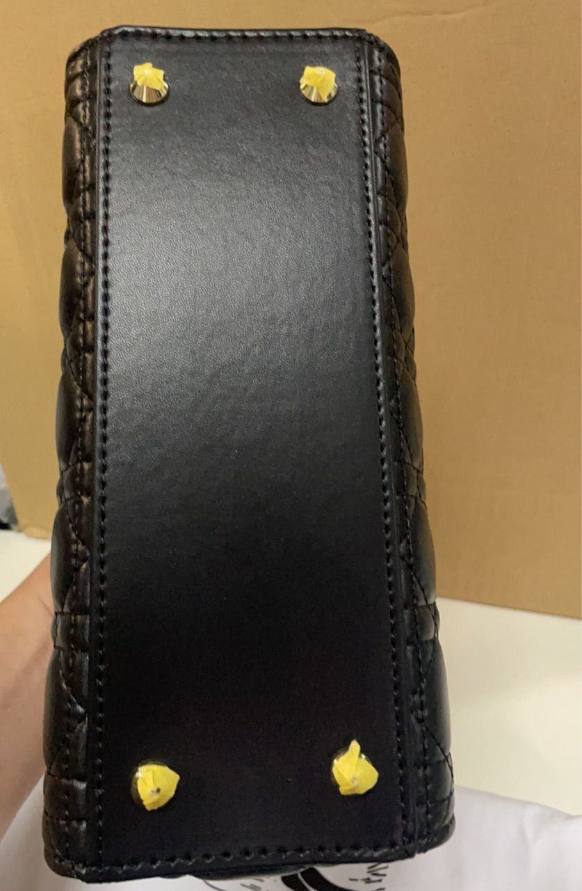 本日限定価格?Dior ブラックレザー ショルダーバッグ - メルカリ