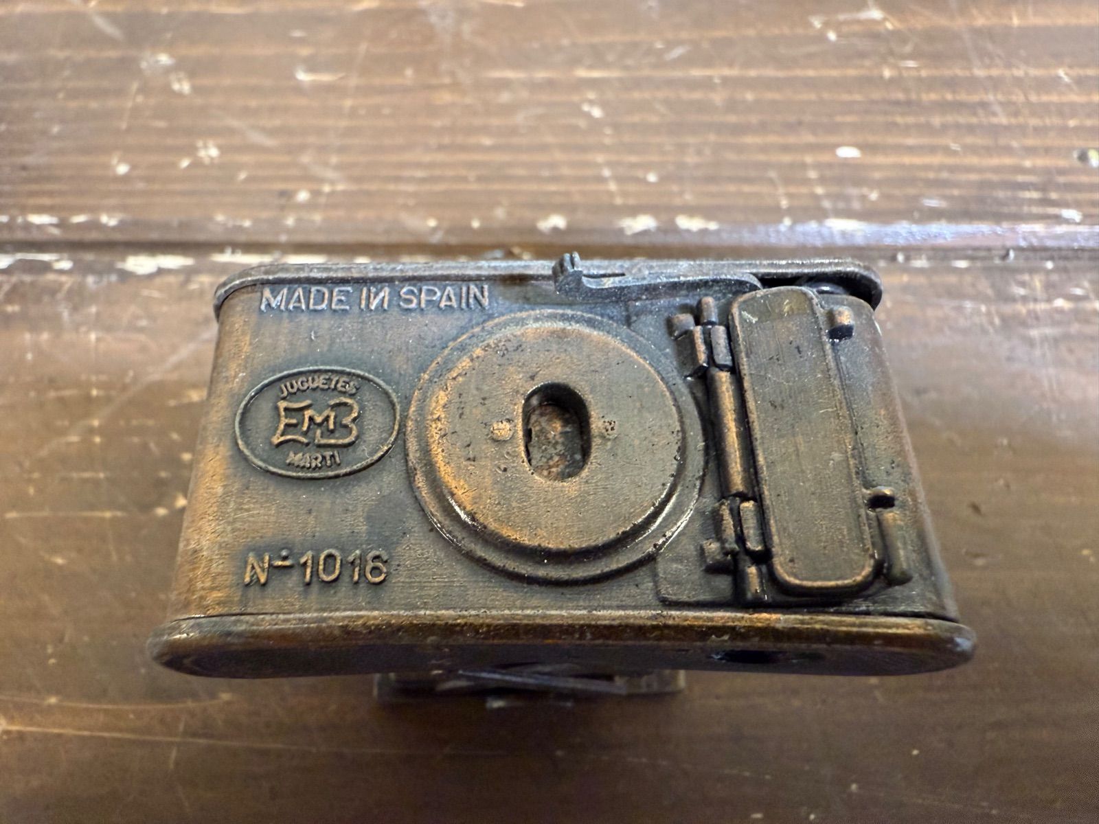 66903167_1
