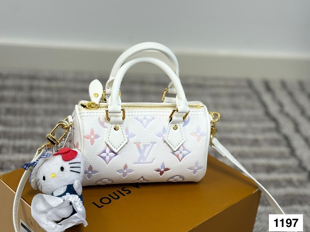 ❣️極美品❣️箱布袋付❣️LOUIS VUITTON❣️６連キーケース❣️おまけ紙袋付❣️ 💰1360折りたたみ式ギフトボックス LV ivy麻雀バッグ 限定砂丘色