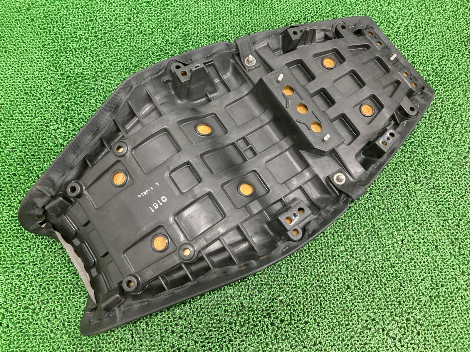 専用です ZZ-R1400 シート 53066-0161 ZXT40A-009*** カワサキ 純正 中古 2006年