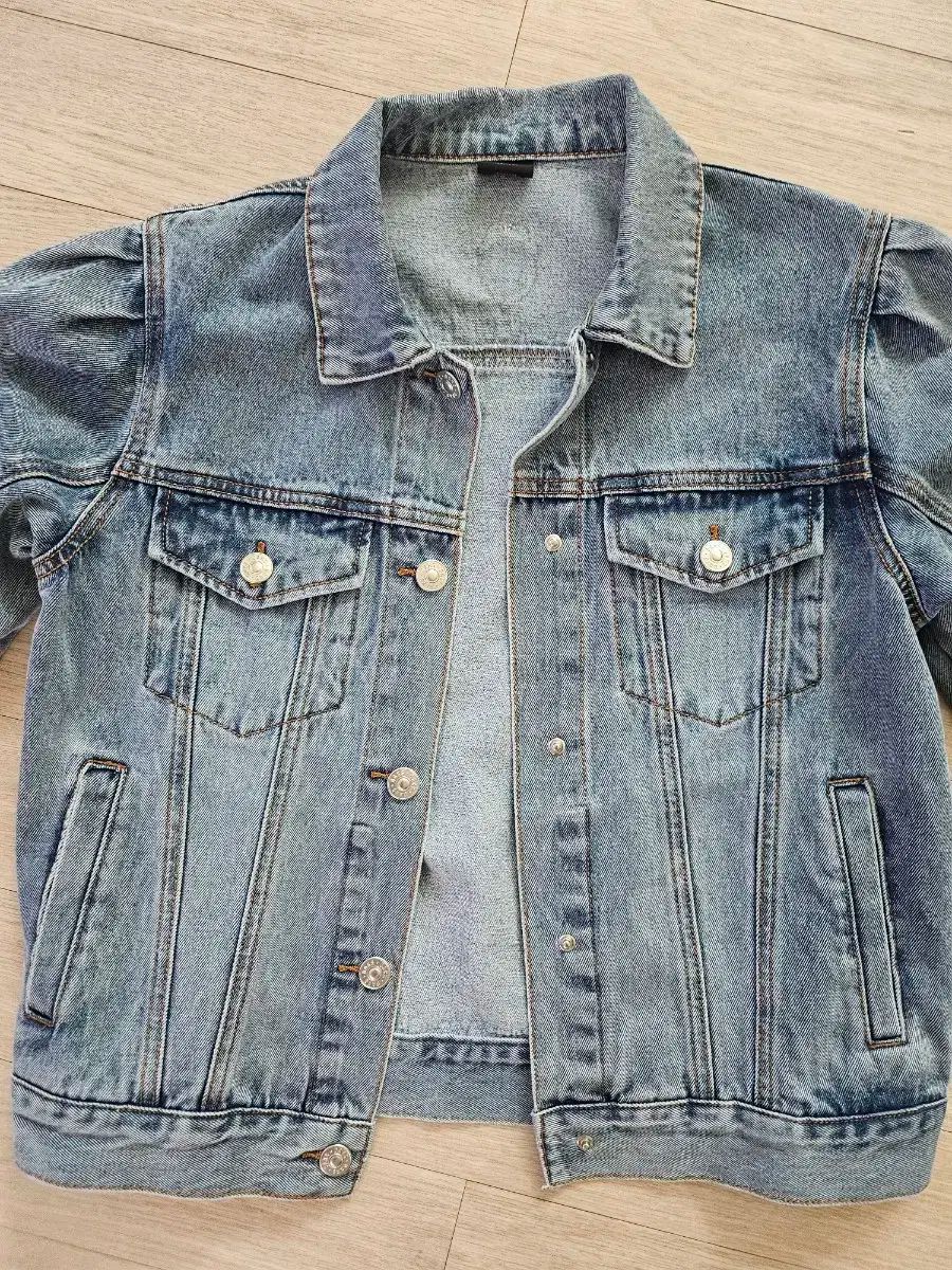 Little デニムジャケット
