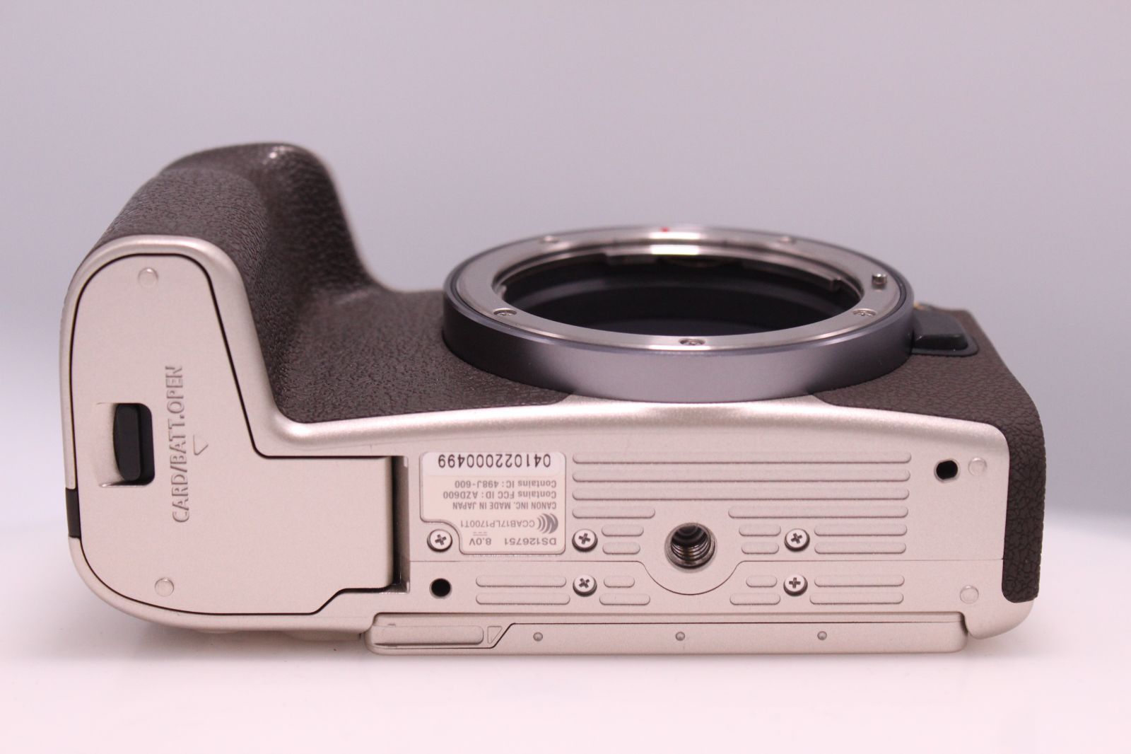 ☆極上品☆Canon EOS RP ボディ ショット数 2000以下
