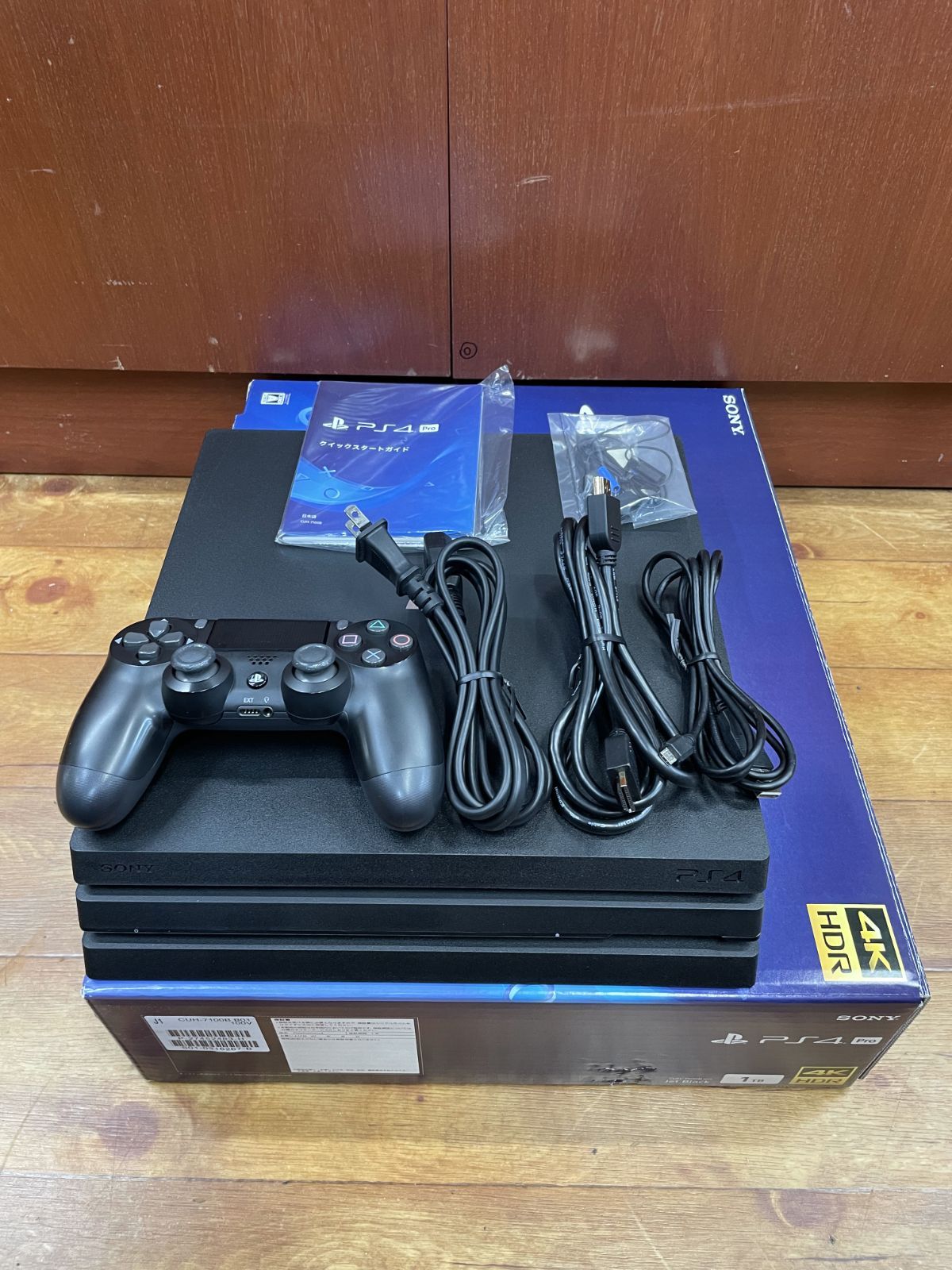 ☆PS4 Pro本体 CUH-7100BB01 1TB SONY PlayStation4 - メルカリ