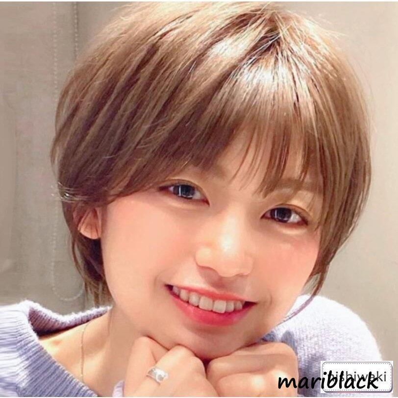 LINEASTORIA ブラウン ミディアムウィッグ、mywigミディアム　２点 LINEASTORIA ブラウン ミディアムウィッグ、mywigミディアム 2点