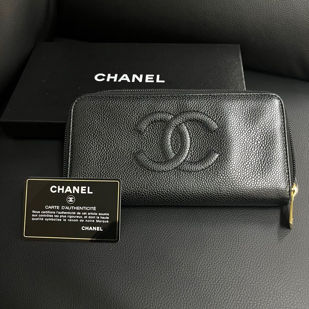 CHANEL(シャネル) デカココ キャビアスキン ラウンド CHANEL(シャネル) デカココ キャビアスキン ラウンド
