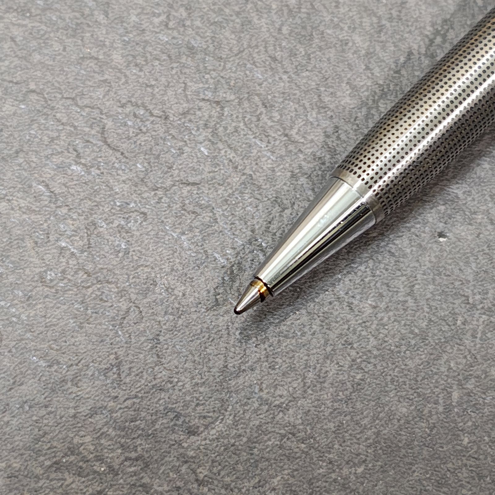 PILOT 廃盤 ボールペン メタル パイロット 蝕刻 ドット - メルカリ