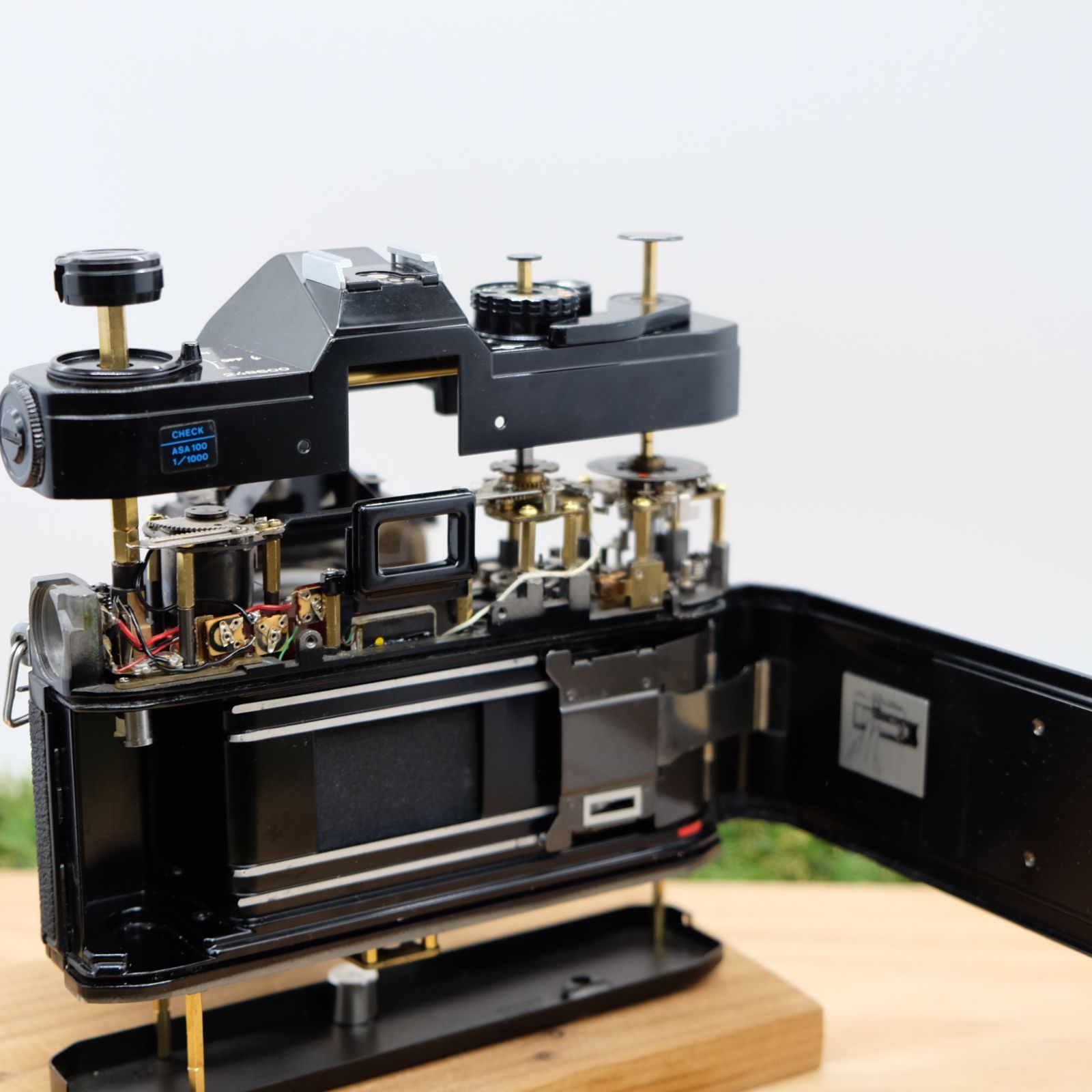  Canon FTb QL 35 mm Film Black SLR Artistic Brass Skeleton キャノン フィルム一眼レフ ブラック 真鍮スケルトンカスタム 一眼レフカメラ(フィルム) フィルムカメラ