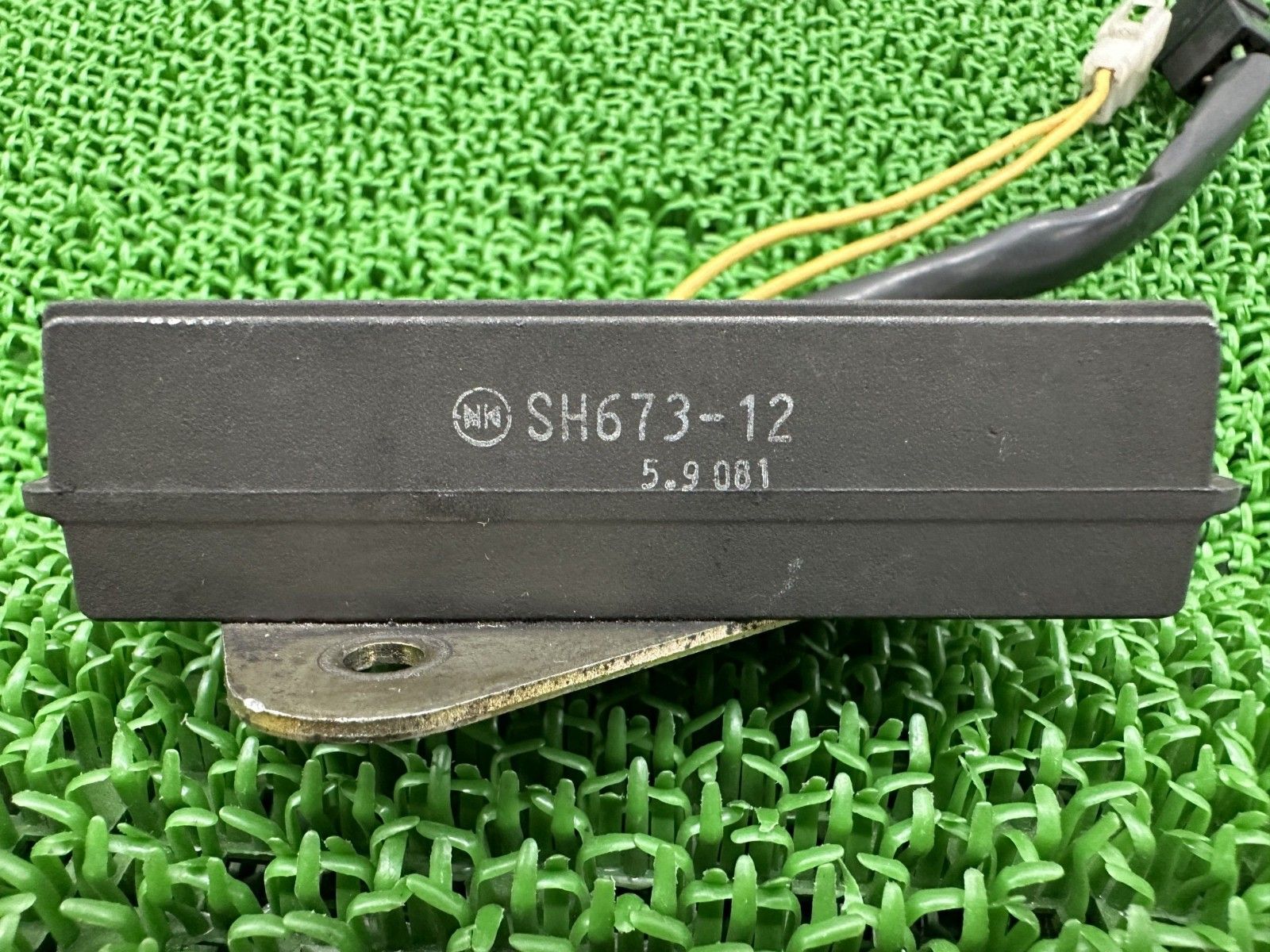 996 レギュレター ドゥカティ 純正 バイク 部品 ステー付 DUCATI 748 916 車検 Genuine rR BRIGHTFACE_UK