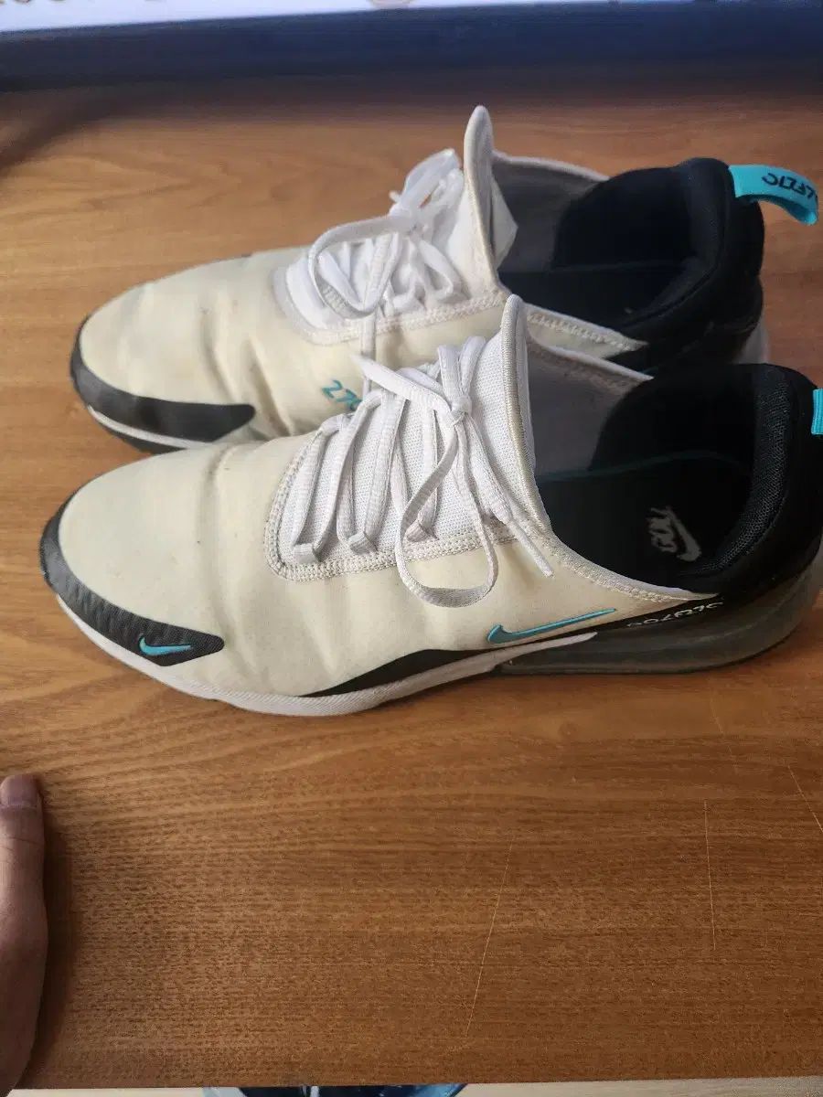 NIKE ナイキ エアマックス 270 ゴルフシューズ アイボリー