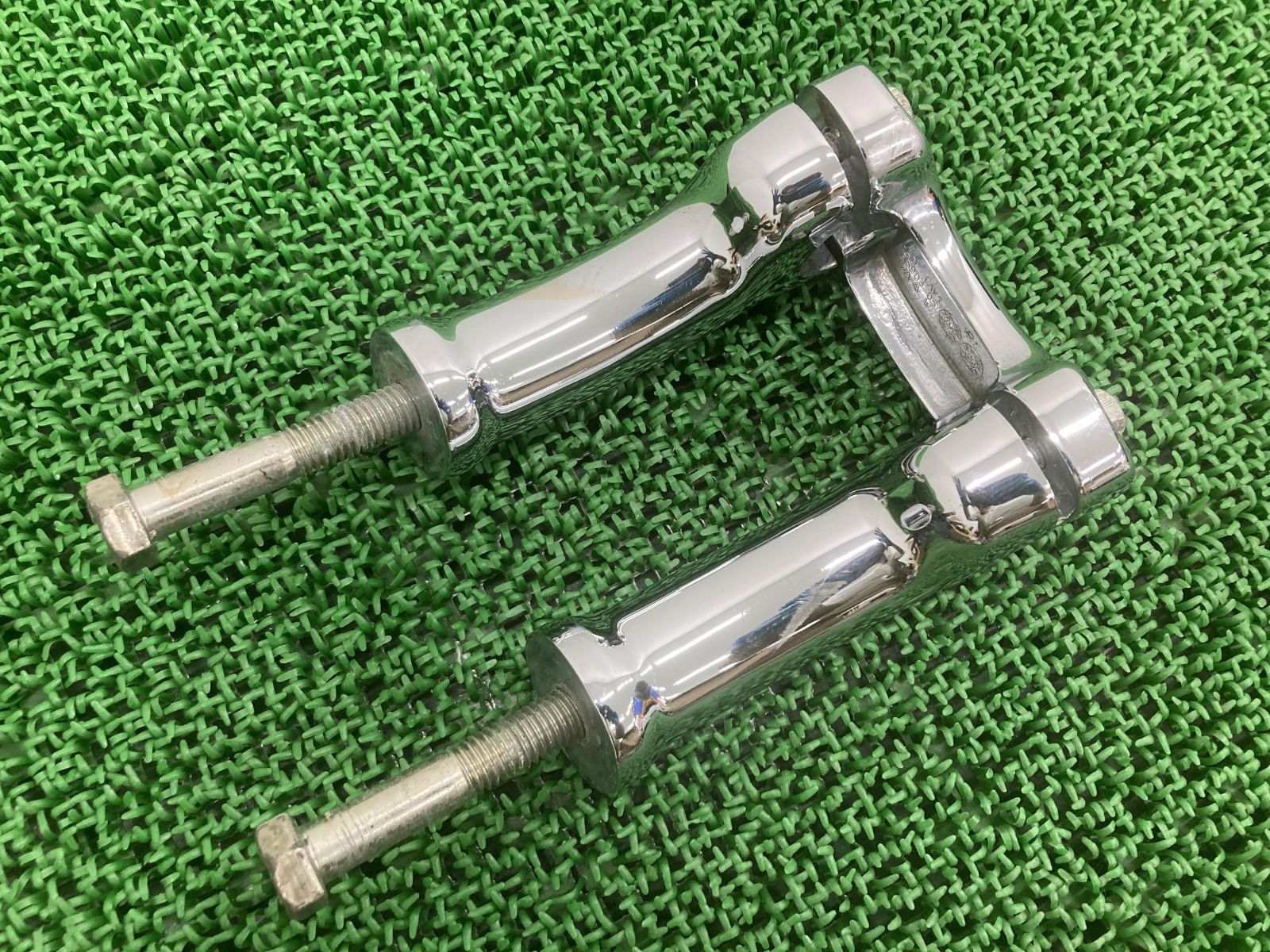 FLSTN1580 ハンドルポスト 55903-05 ハーレー 純正 中古