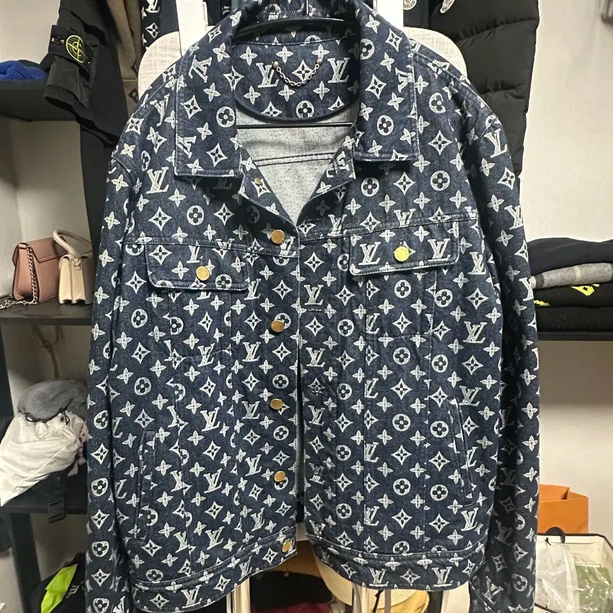 52 Louis Vuitton ルイヴィトン キム ジョーンズ モノグラム デニム トラッカー ジャケット