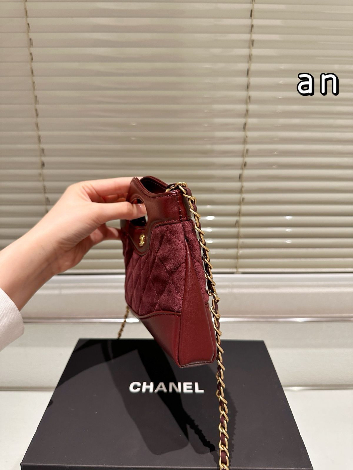 今日特価】Chanel 24A 31 Bag Mini シャネル 24A 31 バッグ ミニ