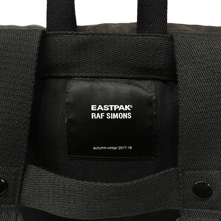 EASTPAK×RAF SIMONS 17aw バックパック Topload S Urban Backpack Eastpak Raf Simons Topload Loop | Freshlabels.com