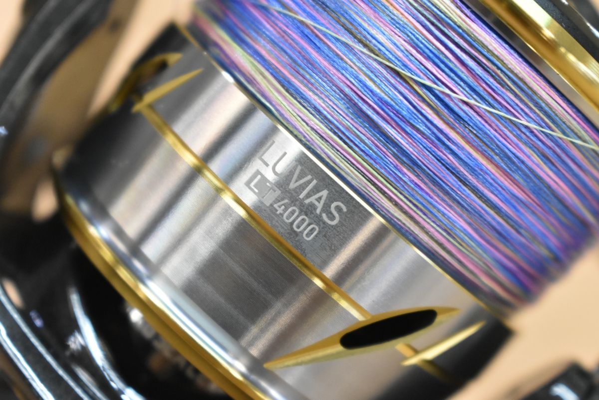 ダイワ 20 ルビアス LT 4000-C ハンドルカスタム品 DAIWA LUVIAS スピニングリール SLJ シーバス フラットフィッシュ ヒラメ サクラマス