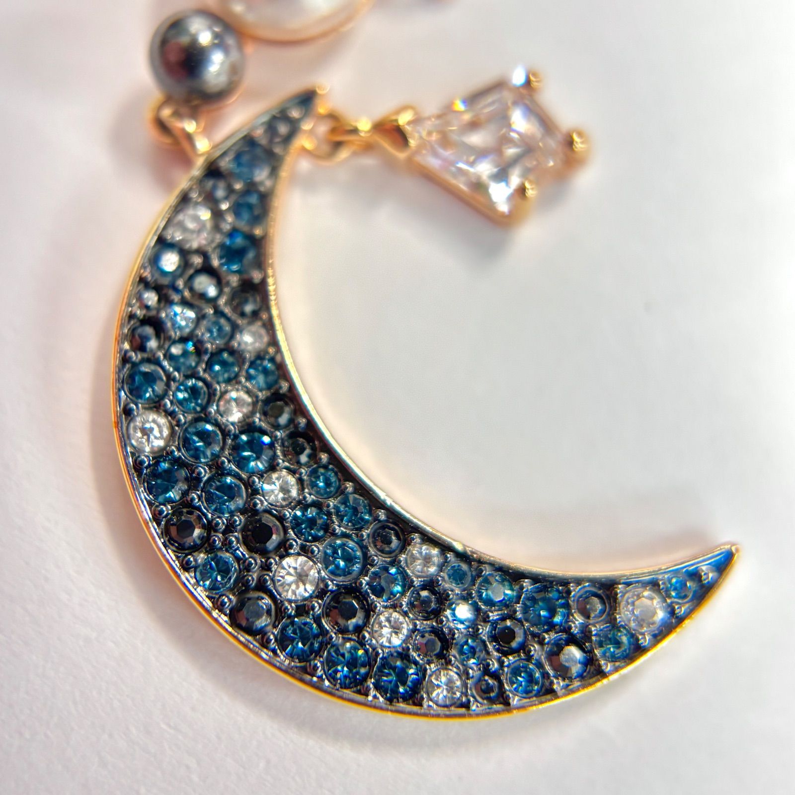 上美品⭐️SWAROVSKI スワロフスキー】 ムーン グラデーション