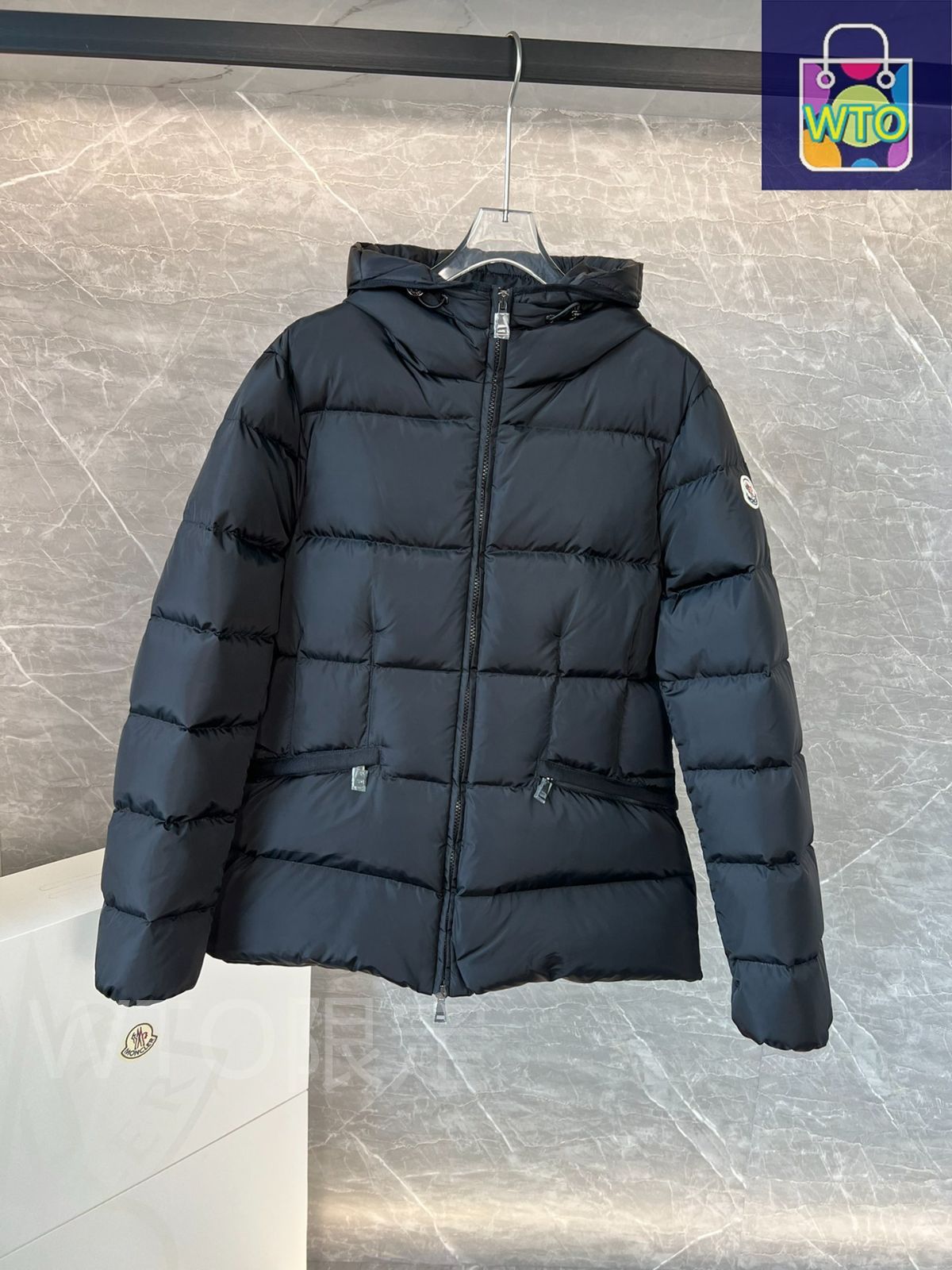 rin【国内正規品】モンクレールavoce ブラック サイズ0 rin様専用【国内正規品】モンクレールavoce ブラック サイズ0