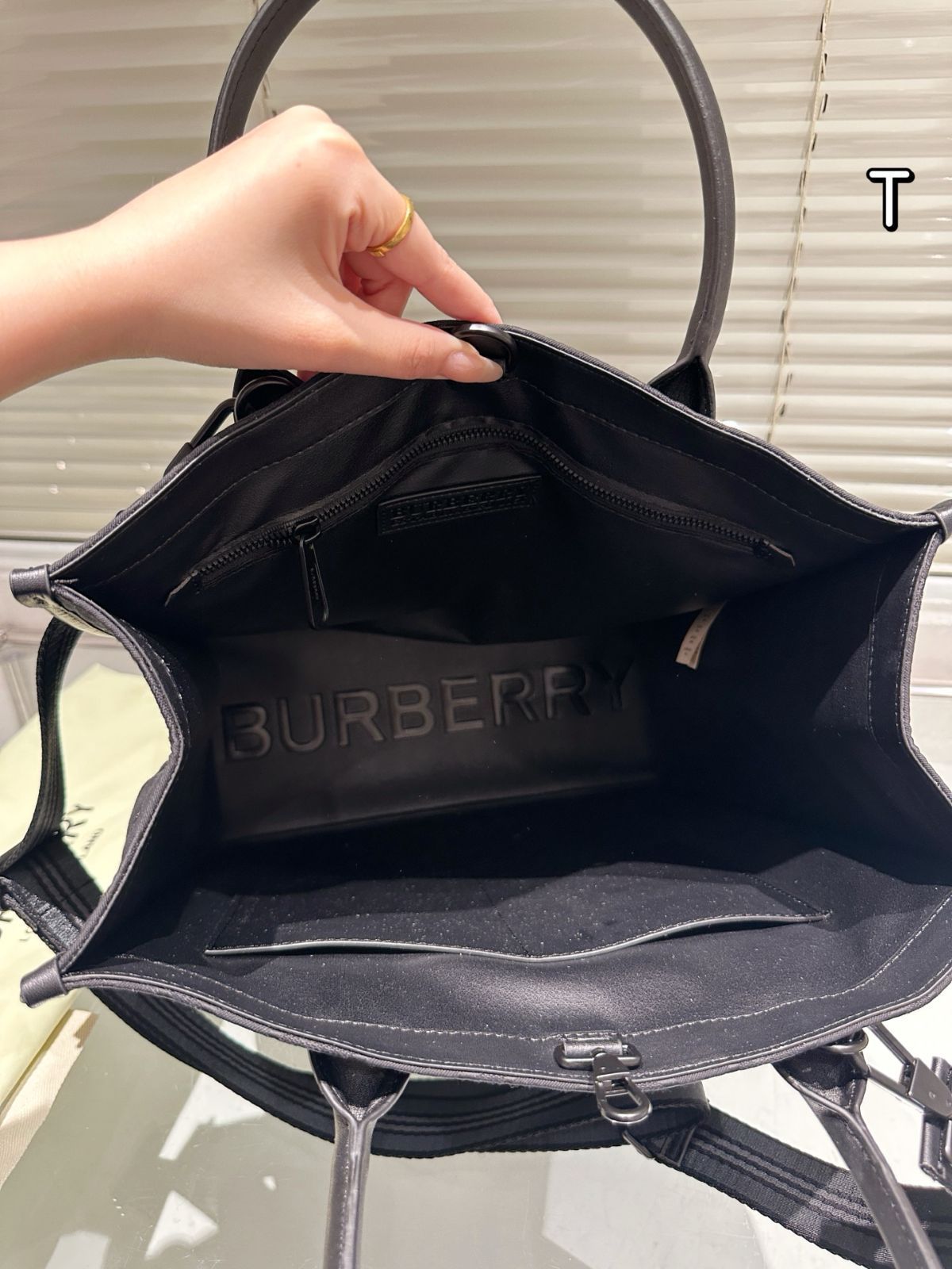 今日特価】Burberry Fall 2025 Handbag / バーバリー フォール