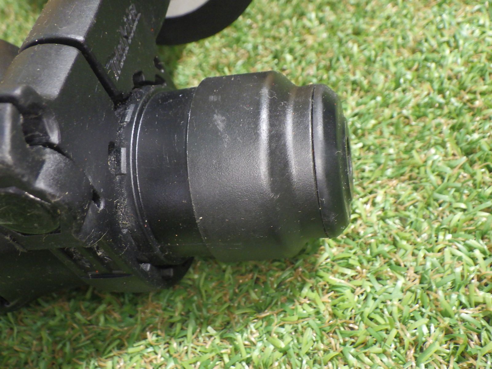 コンクリートなどの穴あけ作業に マキタ